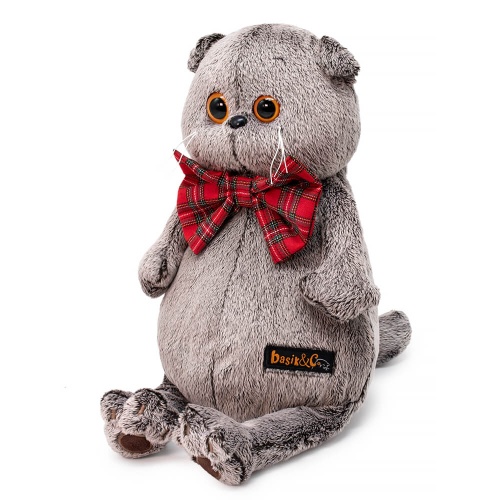 в красном банте