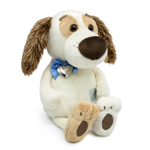 с сердцем-подвеской