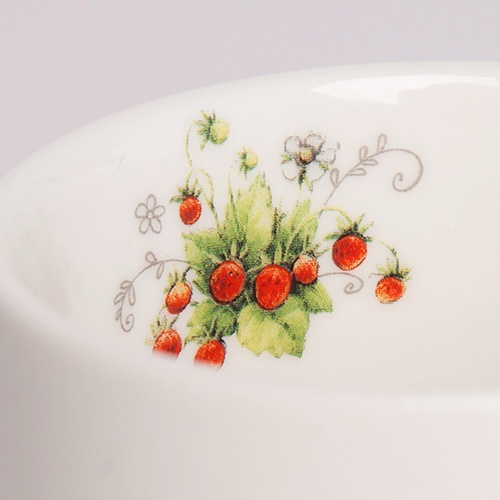 Кружка «Зайка Ми с земляничкой»