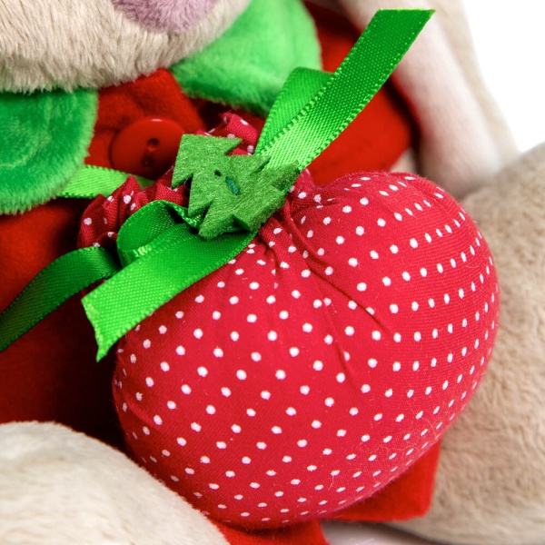 Зайка Ми в красном пальто