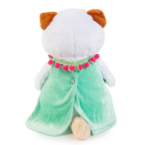 в мятном платье с розовой сумочкой