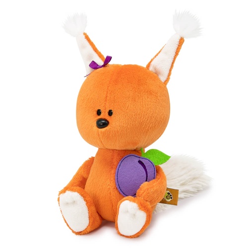 Белка Бика со сливой