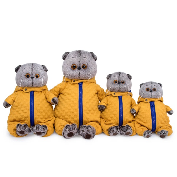 Басик в стеганом комбинезоне