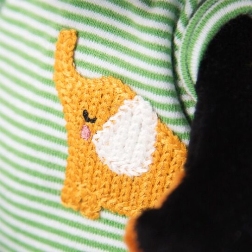 в комбинезоне