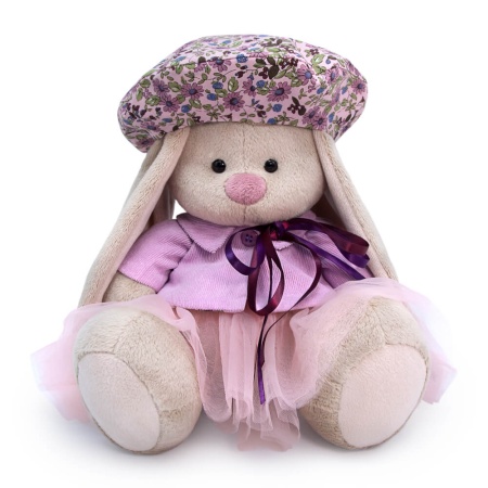 в курточке и берете