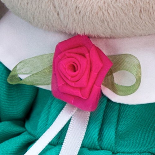 в бирюзовой курточке