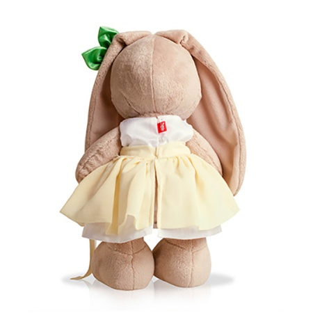 в платье с цветочком