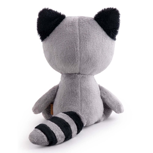 Енот Лёка с редиской