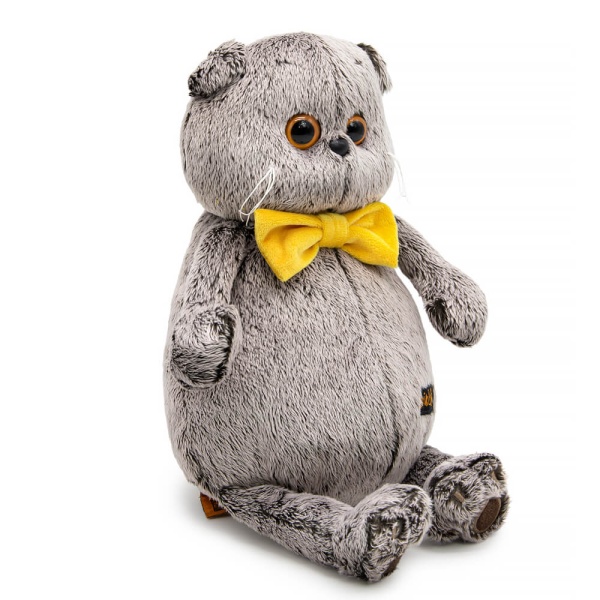 Басик в галстуке-бабочке