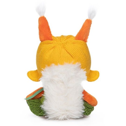 Белка  Бика в шапочке и платье